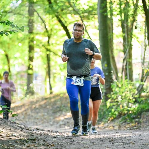 28.09.2025 - 33. Volkslauf durch das schöne Alstertal Dr. Thomas Lammeyer http://msf.ph/oto/8963195 28.09.2025 11:14:21 Laufen 3928, 95 meine-sportfotos.de