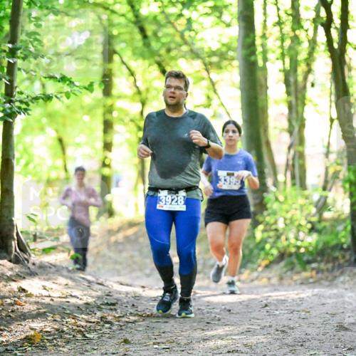 28.09.2025 - 33. Volkslauf durch das schöne Alstertal Dr. Thomas Lammeyer http://msf.ph/oto/8963201 28.09.2025 11:14:22 Laufen 3928, 3395 meine-sportfotos.de