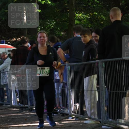 28.09.2025 - 33. Volkslauf durch das schöne Alstertal Strokosch-Dieckow http://msf.ph/oto/8963237 28.09.2025 11:02:38 Ziel 4183 meine-sportfotos.de