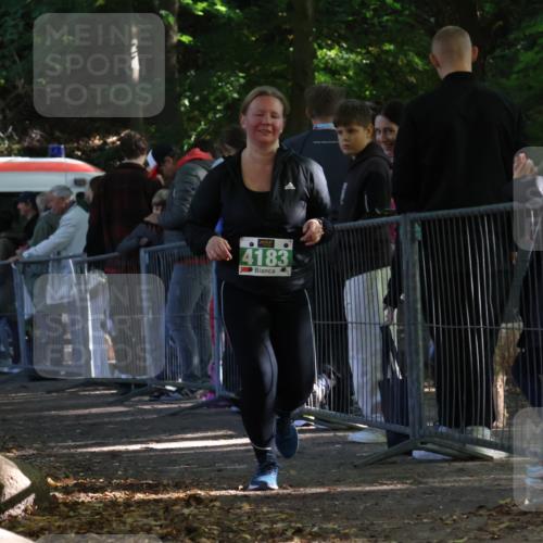 28.09.2025 - 33. Volkslauf durch das schöne Alstertal Strokosch-Dieckow http://msf.ph/oto/8963242 28.09.2025 11:02:38 Ziel 4183 meine-sportfotos.de