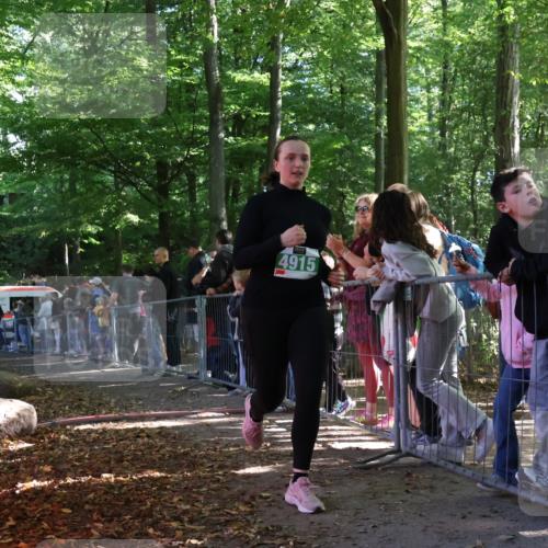 28.09.2025 - 33. Volkslauf durch das schöne Alstertal Strokosch-Dieckow http://msf.ph/oto/8963575 28.09.2025 11:05:24 Ziel 4915 meine-sportfotos.de