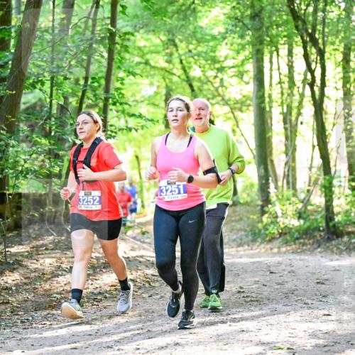 28.09.2025 - 33. Volkslauf durch das schöne Alstertal Dr. Thomas Lammeyer http://msf.ph/oto/8963606 28.09.2025 11:16:14 Laufen 3252, 3251 meine-sportfotos.de