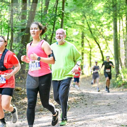 28.09.2025 - 33. Volkslauf durch das schöne Alstertal Dr. Thomas Lammeyer http://msf.ph/oto/8963617 28.09.2025 11:16:15 Laufen 3252, 3251 meine-sportfotos.de