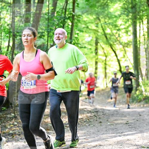 28.09.2025 - 33. Volkslauf durch das schöne Alstertal Dr. Thomas Lammeyer http://msf.ph/oto/8963619 28.09.2025 11:16:15 Laufen 3252, 3251 meine-sportfotos.de