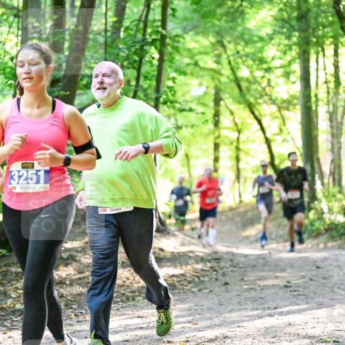 28.09.2025 - 33. Volkslauf durch das schöne Alstertal Dr. Thomas Lammeyer http://msf.ph/oto/8963620 28.09.2025 11:16:15 Laufen 3252, 3251 meine-sportfotos.de