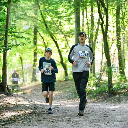 28.09.2025 - 33. Volkslauf durch das schöne Alstertal Dr. Thomas Lammeyer http://msf.ph/oto/8963662 28.09.2025 11:16:24 Laufen 3402, 3401 meine-sportfotos.de