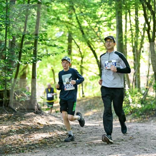28.09.2025 - 33. Volkslauf durch das schöne Alstertal Dr. Thomas Lammeyer http://msf.ph/oto/8963665 28.09.2025 11:16:24 Laufen 3402, 3401 meine-sportfotos.de