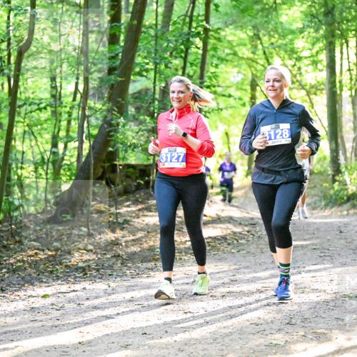 28.09.2025 - 33. Volkslauf durch das schöne Alstertal Dr. Thomas Lammeyer http://msf.ph/oto/8963816 28.09.2025 11:17:17 Laufen 3127, 3128 meine-sportfotos.de