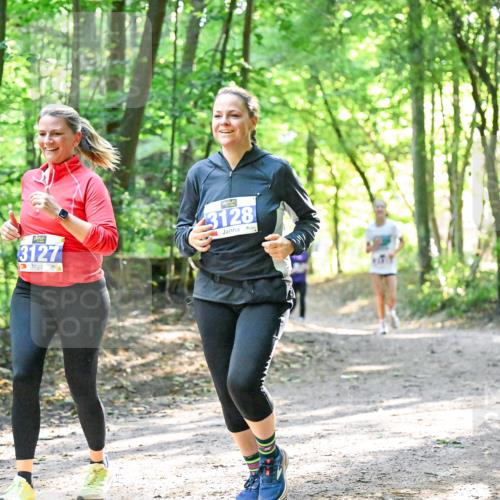 28.09.2025 - 33. Volkslauf durch das schöne Alstertal Dr. Thomas Lammeyer http://msf.ph/oto/8963820 28.09.2025 11:17:18 Laufen 3127, 3128 meine-sportfotos.de