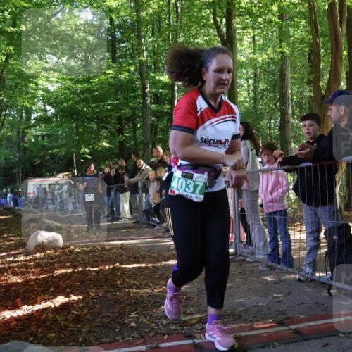 28.09.2025 - 33. Volkslauf durch das schöne Alstertal Strokosch-Dieckow http://msf.ph/oto/8963982 28.09.2025 11:09:23 Ziel 4145 meine-sportfotos.de