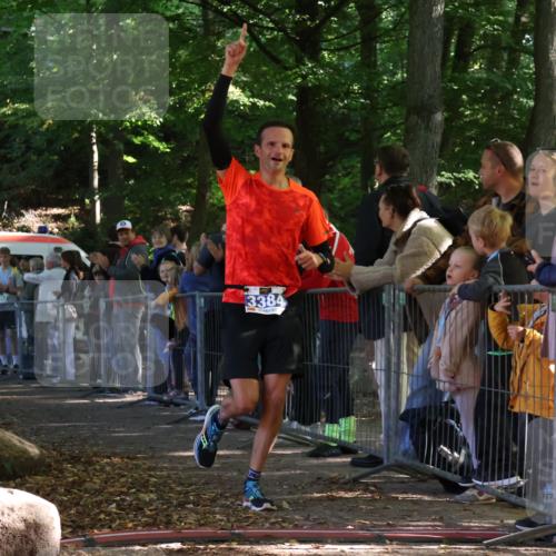28.09.2025 - 33. Volkslauf durch das schöne Alstertal Strokosch-Dieckow http://msf.ph/oto/8964036 28.09.2025 11:09:57 Ziel 3384 meine-sportfotos.de