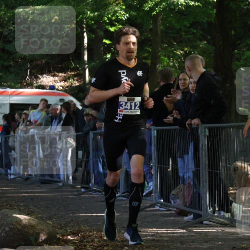 28.09.2025 - 33. Volkslauf durch das schöne Alstertal Strokosch-Dieckow http://msf.ph/oto/8964171 28.09.2025 11:11:29 Ziel 3412 meine-sportfotos.de