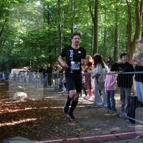 28.09.2025 - 33. Volkslauf durch das schöne Alstertal Strokosch-Dieckow http://msf.ph/oto/8964196 28.09.2025 11:11:31 Ziel 3412 meine-sportfotos.de