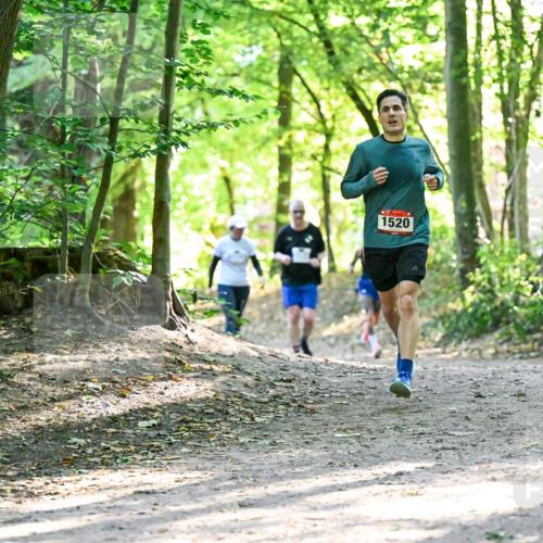 28.09.2025 - 33. Volkslauf durch das schöne Alstertal Dr. Thomas Lammeyer http://msf.ph/oto/8964200 28.09.2025 11:19:31 Laufen 1520 meine-sportfotos.de