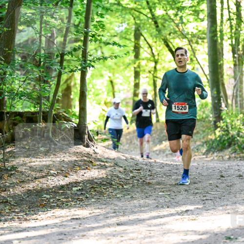 28.09.2025 - 33. Volkslauf durch das schöne Alstertal Dr. Thomas Lammeyer http://msf.ph/oto/8964201 28.09.2025 11:19:31 Laufen 1520 meine-sportfotos.de