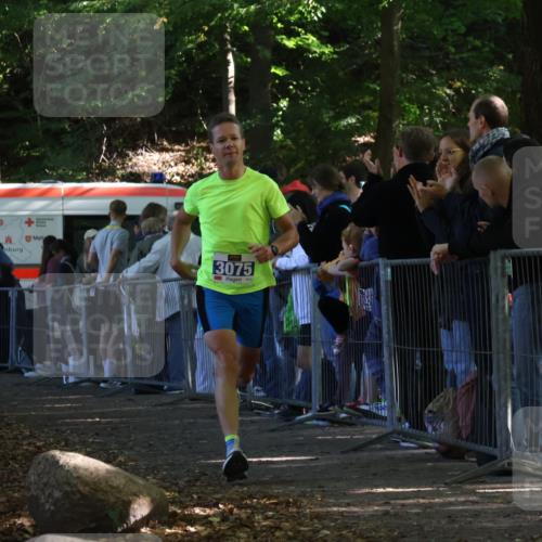 28.09.2025 - 33. Volkslauf durch das schöne Alstertal Strokosch-Dieckow http://msf.ph/oto/8964303 28.09.2025 11:12:04 Ziel 3075 meine-sportfotos.de