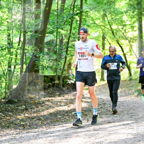 28.09.2025 - 33. Volkslauf durch das schöne Alstertal Dr. Thomas Lammeyer http://msf.ph/oto/8964324 28.09.2025 11:20:16 Laufen 180, 3281, 1529 meine-sportfotos.de