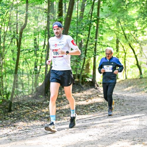 28.09.2025 - 33. Volkslauf durch das schöne Alstertal Dr. Thomas Lammeyer http://msf.ph/oto/8964331 28.09.2025 11:20:17 Laufen 18, 3281, 1529 meine-sportfotos.de