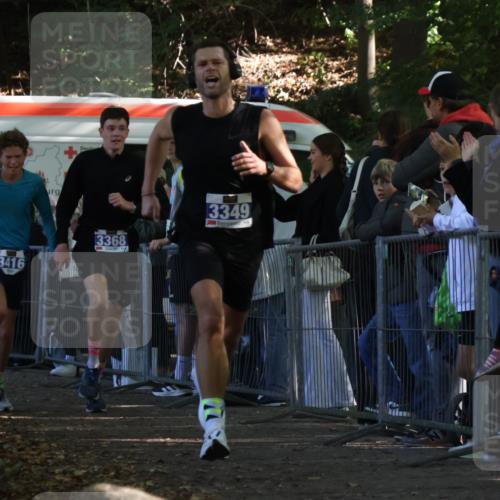 28.09.2025 - 33. Volkslauf durch das schöne Alstertal Strokosch-Dieckow http://msf.ph/oto/8964364 28.09.2025 11:12:42 Ziel 3215, 3349, 3368, 3416 meine-sportfotos.de