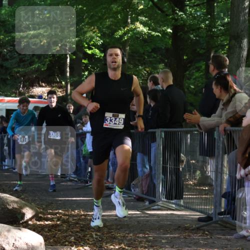 28.09.2025 - 33. Volkslauf durch das schöne Alstertal Strokosch-Dieckow http://msf.ph/oto/8964378 28.09.2025 11:12:44 Ziel 3215, 3349, 3368, 3374, 3392, 3416 meine-sportfotos.de