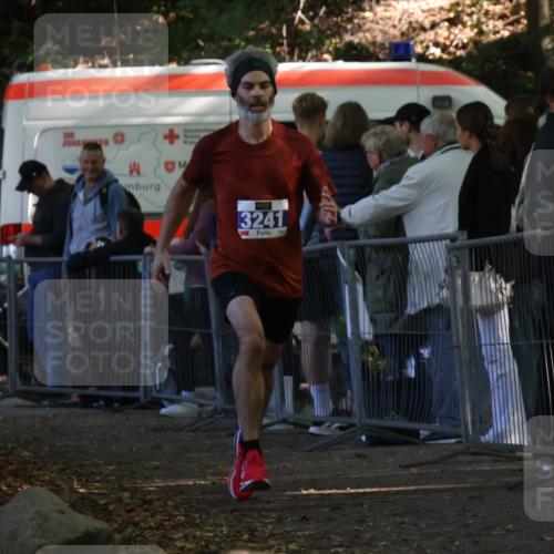 28.09.2025 - 33. Volkslauf durch das schöne Alstertal Strokosch-Dieckow http://msf.ph/oto/8964524 28.09.2025 11:13:33 Ziel 3241 meine-sportfotos.de