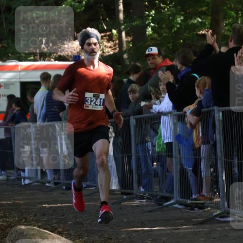 28.09.2025 - 33. Volkslauf durch das schöne Alstertal Strokosch-Dieckow http://msf.ph/oto/8964529 28.09.2025 11:13:34 Ziel 3241 meine-sportfotos.de