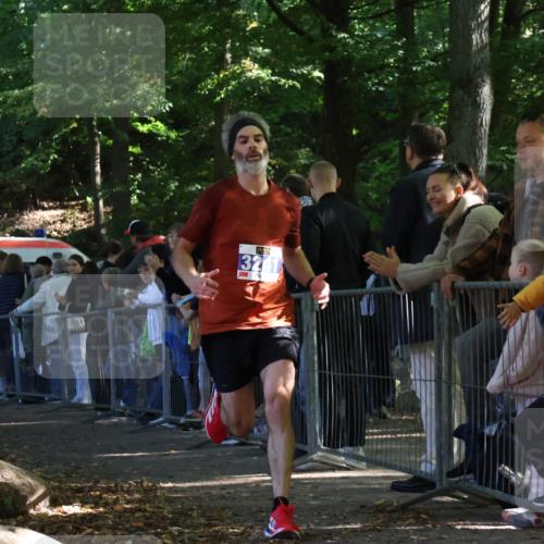 28.09.2025 - 33. Volkslauf durch das schöne Alstertal Strokosch-Dieckow http://msf.ph/oto/8964539 28.09.2025 11:13:36 Ziel 3241 meine-sportfotos.de