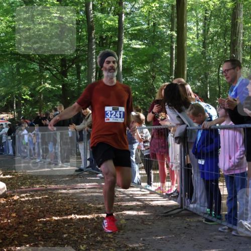 28.09.2025 - 33. Volkslauf durch das schöne Alstertal Strokosch-Dieckow http://msf.ph/oto/8964552 28.09.2025 11:13:37 Ziel 3241 meine-sportfotos.de
