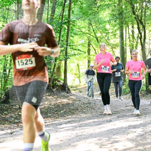 28.09.2025 - 33. Volkslauf durch das schöne Alstertal Dr. Thomas Lammeyer http://msf.ph/oto/8964584 28.09.2025 11:22:30 Laufen 1525, 3326, 3158, 3325, 1543 meine-sportfotos.de