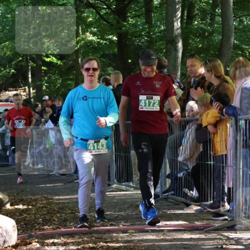 28.09.2025 - 33. Volkslauf durch das schöne Alstertal Strokosch-Dieckow http://msf.ph/oto/8964632 28.09.2025 11:14:31 Ziel 3005, 4172 meine-sportfotos.de