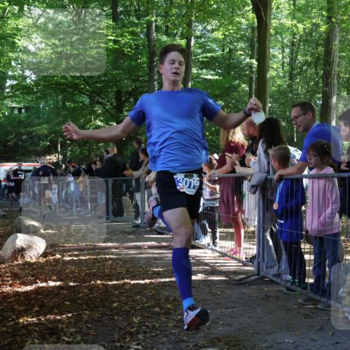 28.09.2025 - 33. Volkslauf durch das schöne Alstertal Strokosch-Dieckow http://msf.ph/oto/8964712 28.09.2025 11:14:49 Ziel 3079, 3362, 3366, 3923, 3924, 3939 meine-sportfotos.de