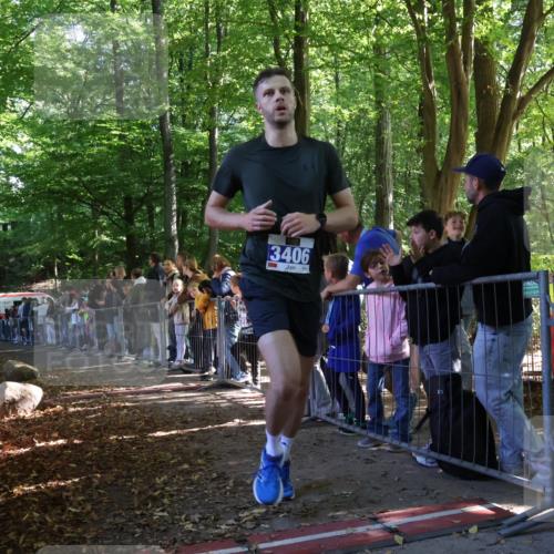 28.09.2025 - 33. Volkslauf durch das schöne Alstertal Strokosch-Dieckow http://msf.ph/oto/8964886 28.09.2025 11:15:04 Ziel 3406 meine-sportfotos.de