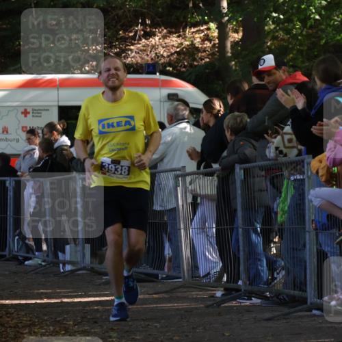 28.09.2025 - 33. Volkslauf durch das schöne Alstertal Strokosch-Dieckow http://msf.ph/oto/8965085 28.09.2025 11:17:40 Ziel 3107, 3938 meine-sportfotos.de