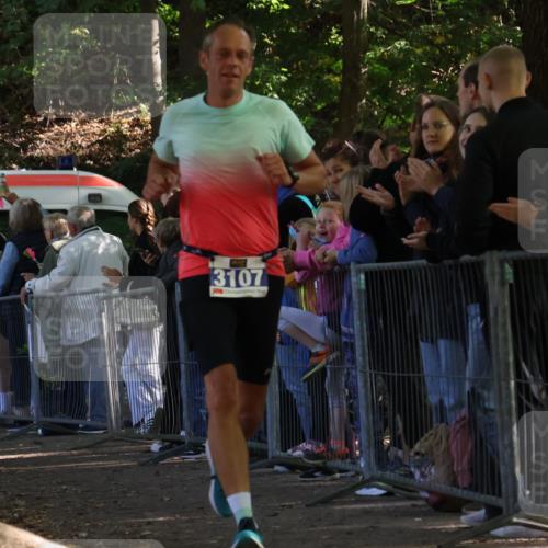 28.09.2025 - 33. Volkslauf durch das schöne Alstertal Strokosch-Dieckow http://msf.ph/oto/8965093 28.09.2025 11:17:45 Ziel 3094, 3107, 3938 meine-sportfotos.de