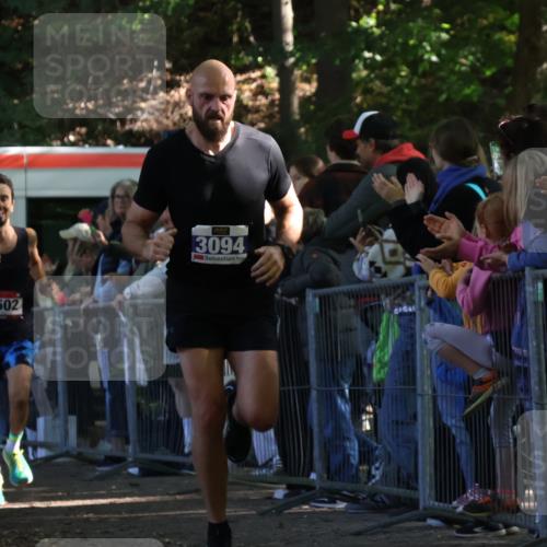 28.09.2025 - 33. Volkslauf durch das schöne Alstertal Strokosch-Dieckow http://msf.ph/oto/8965103 28.09.2025 11:17:51 Ziel 1502, 3094 meine-sportfotos.de