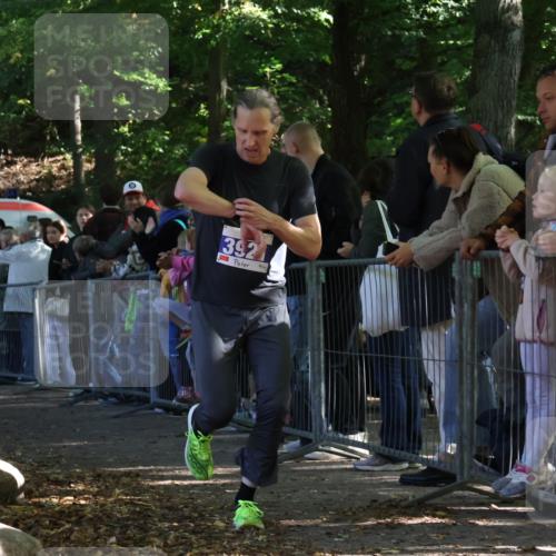 28.09.2025 - 33. Volkslauf durch das schöne Alstertal Strokosch-Dieckow http://msf.ph/oto/8965122 28.09.2025 11:18:06 Ziel 3921 meine-sportfotos.de