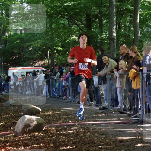 28.09.2025 - 33. Volkslauf durch das schöne Alstertal Strokosch-Dieckow http://msf.ph/oto/8965129 28.09.2025 11:18:17 Ziel 3364 meine-sportfotos.de