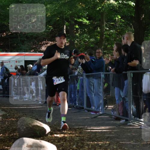 28.09.2025 - 33. Volkslauf durch das schöne Alstertal Strokosch-Dieckow http://msf.ph/oto/8965149 28.09.2025 11:18:59 Ziel 3919 meine-sportfotos.de