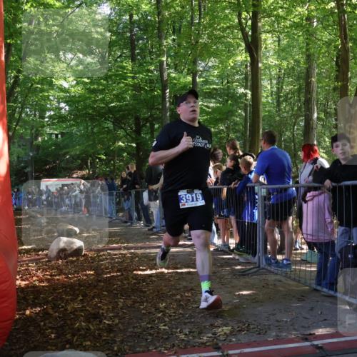 28.09.2025 - 33. Volkslauf durch das schöne Alstertal Strokosch-Dieckow http://msf.ph/oto/8965152 28.09.2025 11:19:01 Ziel 3369, 3919 meine-sportfotos.de
