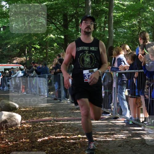 28.09.2025 - 33. Volkslauf durch das schöne Alstertal Strokosch-Dieckow http://msf.ph/oto/8965168 28.09.2025 11:19:19 Ziel 3078, 3225, 3417 meine-sportfotos.de