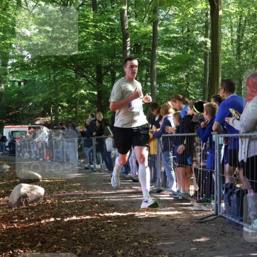 28.09.2025 - 33. Volkslauf durch das schöne Alstertal Strokosch-Dieckow http://msf.ph/oto/8965192 28.09.2025 11:19:44 Ziel 3027, 3375 meine-sportfotos.de