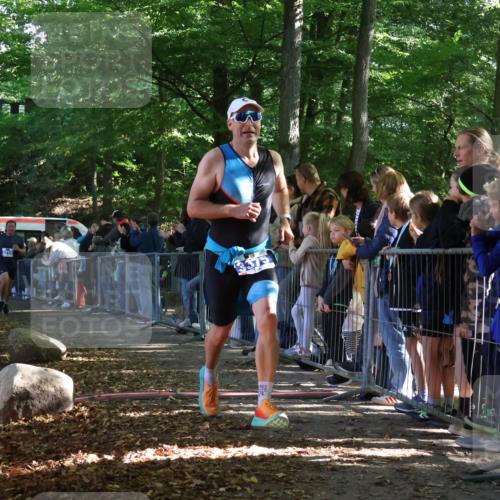 28.09.2025 - 33. Volkslauf durch das schöne Alstertal Strokosch-Dieckow http://msf.ph/oto/8965200 28.09.2025 11:19:52 Ziel 1503, 3219, 3307, 3375 meine-sportfotos.de