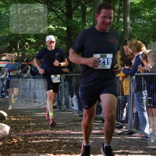 28.09.2025 - 33. Volkslauf durch das schöne Alstertal Strokosch-Dieckow http://msf.ph/oto/8965208 28.09.2025 11:19:56 Ziel 1503, 3219, 3307 meine-sportfotos.de