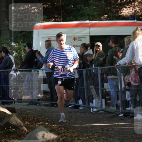 28.09.2025 - 33. Volkslauf durch das schöne Alstertal Strokosch-Dieckow http://msf.ph/oto/8965214 28.09.2025 11:20:00 Ziel 1503, 3134 meine-sportfotos.de