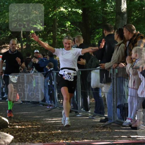 28.09.2025 - 33. Volkslauf durch das schöne Alstertal Strokosch-Dieckow http://msf.ph/oto/8965223 28.09.2025 11:20:18 Ziel 3076, 3957 meine-sportfotos.de