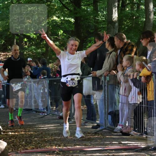 28.09.2025 - 33. Volkslauf durch das schöne Alstertal Strokosch-Dieckow http://msf.ph/oto/8965224 28.09.2025 11:20:18 Ziel 3076, 3957 meine-sportfotos.de
