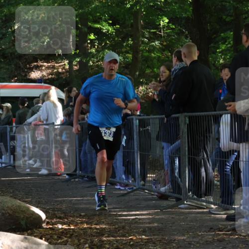 28.09.2025 - 33. Volkslauf durch das schöne Alstertal Strokosch-Dieckow http://msf.ph/oto/8965233 28.09.2025 11:20:30 Ziel 3373 meine-sportfotos.de
