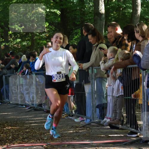 28.09.2025 - 33. Volkslauf durch das schöne Alstertal Strokosch-Dieckow http://msf.ph/oto/8965291 28.09.2025 11:21:55 Ziel 3024, 3031, 3367, 3907 meine-sportfotos.de