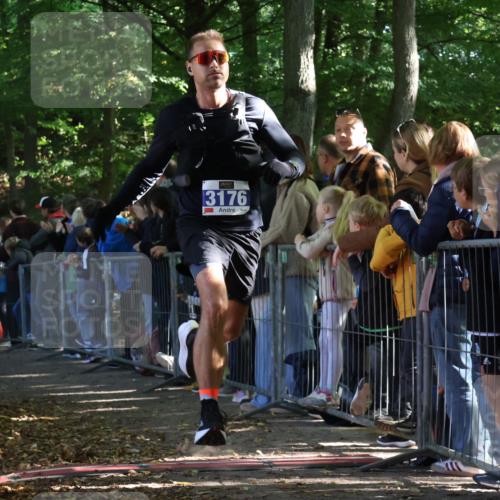 28.09.2025 - 33. Volkslauf durch das schöne Alstertal Strokosch-Dieckow http://msf.ph/oto/8965307 28.09.2025 11:22:13 Ziel 3030, 3176, 3292, 3927 meine-sportfotos.de