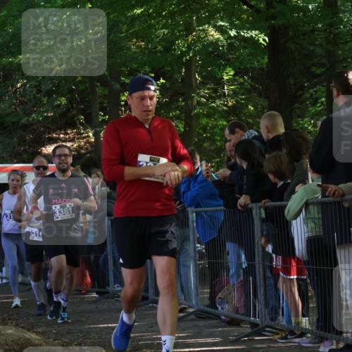 28.09.2025 - 33. Volkslauf durch das schöne Alstertal Strokosch-Dieckow http://msf.ph/oto/8965337 28.09.2025 11:22:34 Ziel 3019, 3136, 3190, 3223, 3316, 3381 meine-sportfotos.de